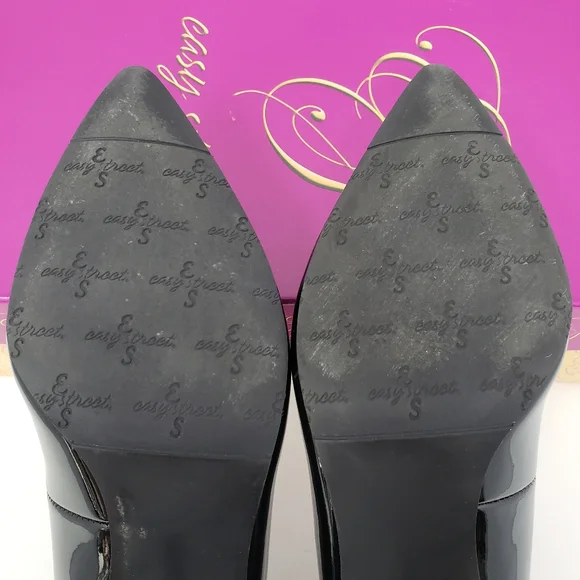 Easy Street Pointe Black Patent Pumps Heels - Picture 5 of 5